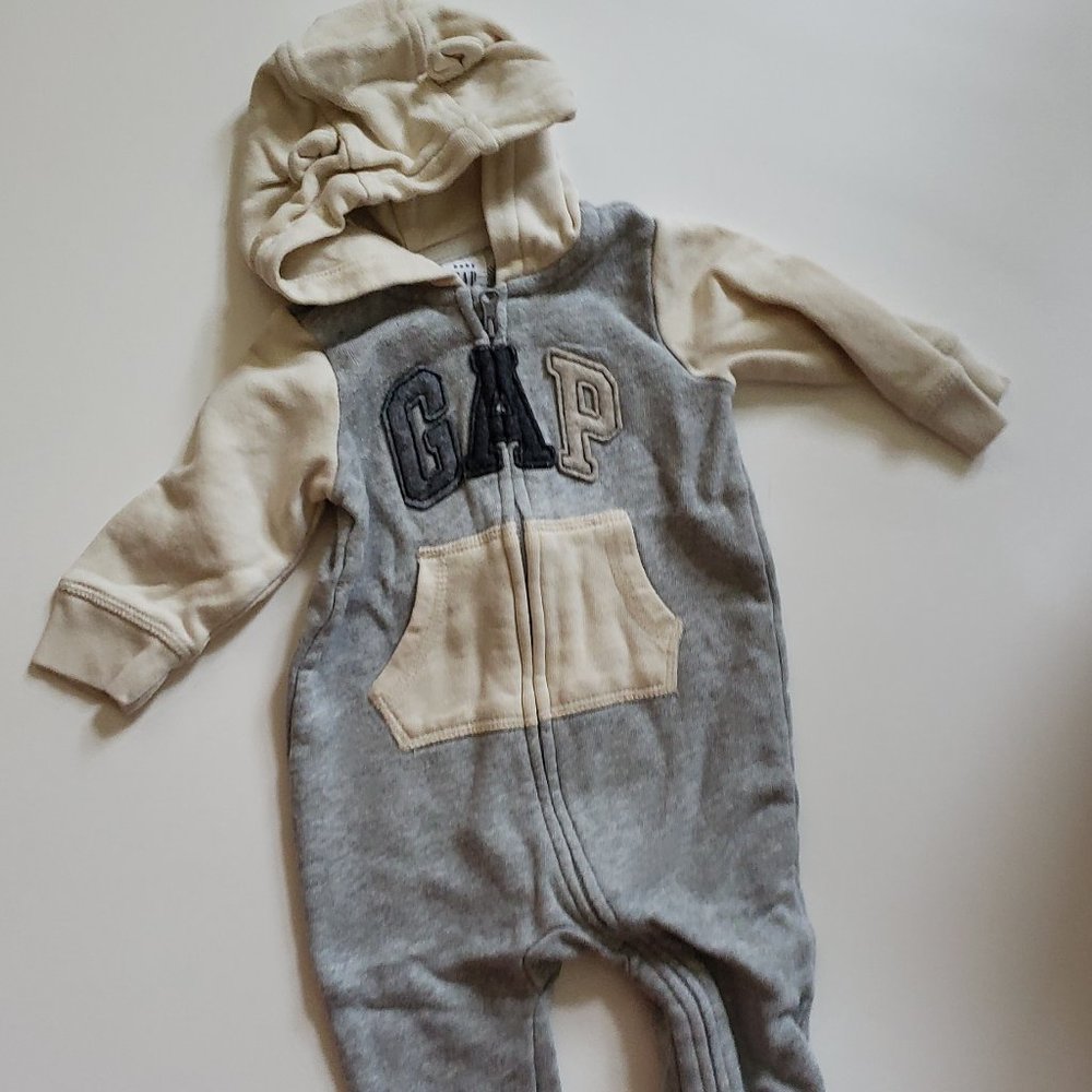 Gap cotton sweatshirt bodysuit 6-12M